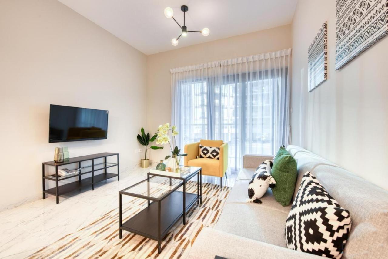 Elite Lux Holiday Homes - Cozy & Stylish 1 Bedroom With Huge Pools & World Class Gym Dubai Exterior photo
